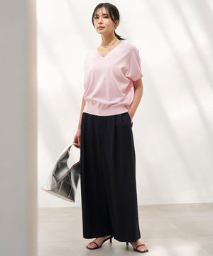 スゴ機能美 Vネック ニット