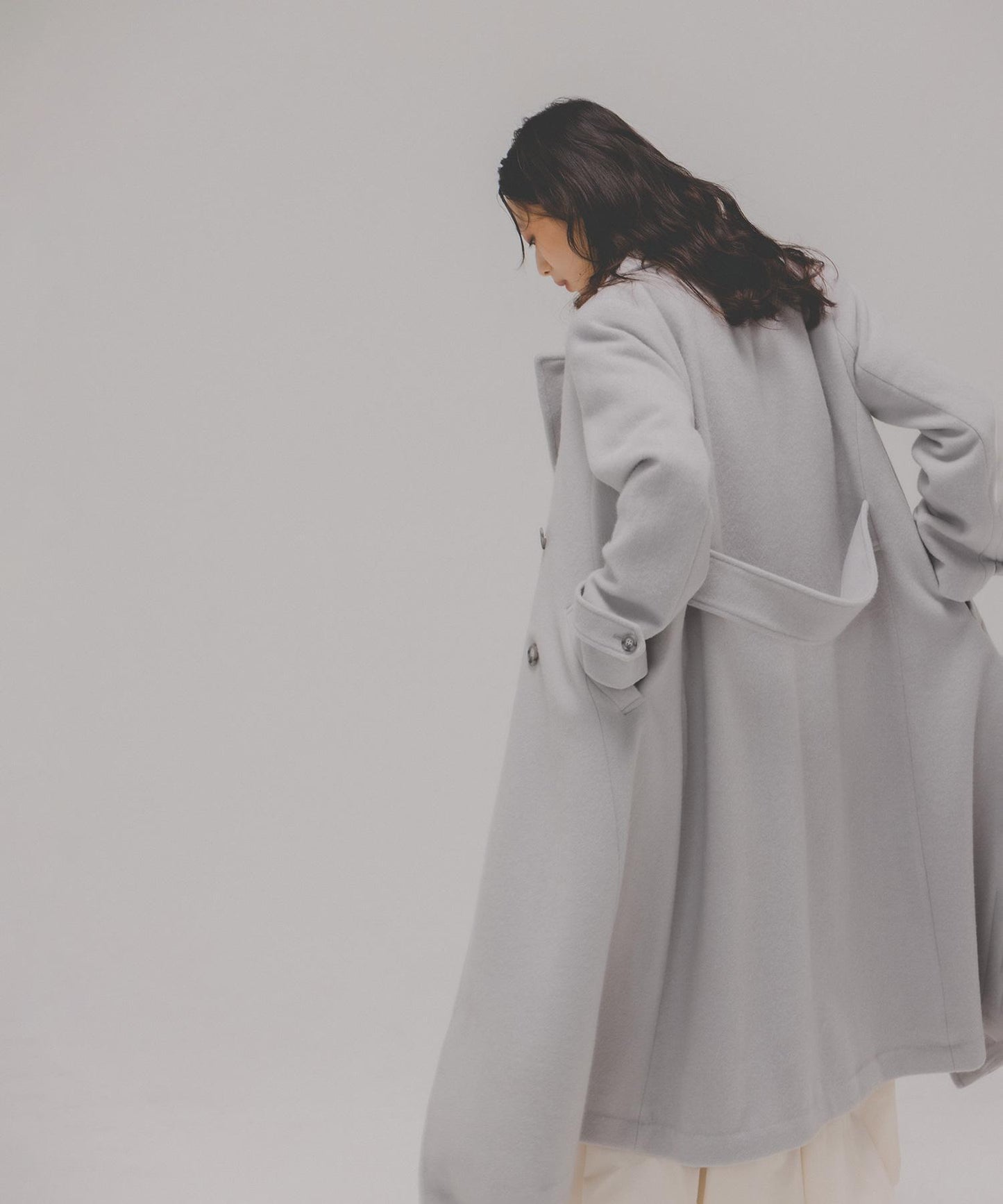 ビッグカラーダブルチェスターコート