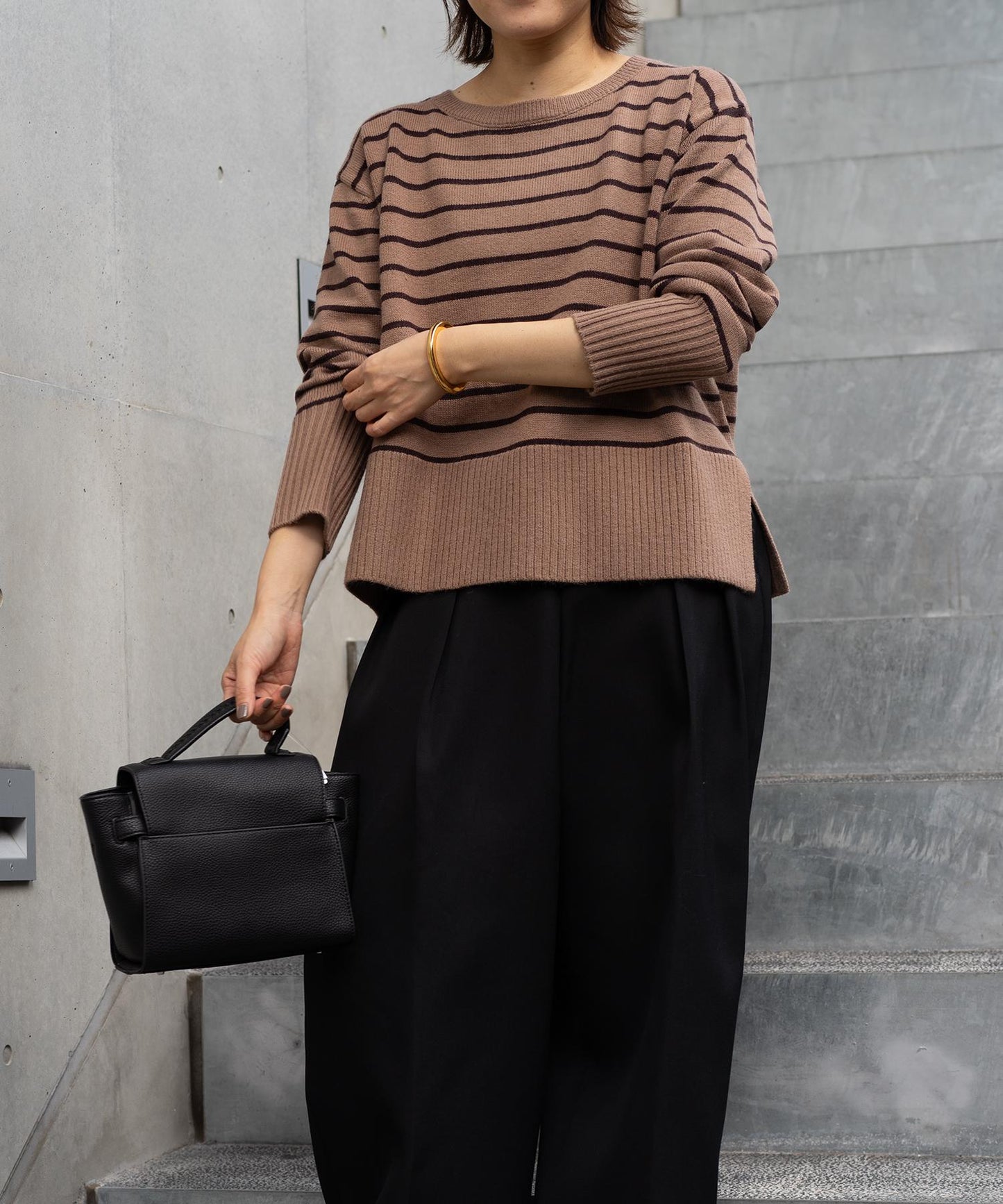 ボーダー柄ニット