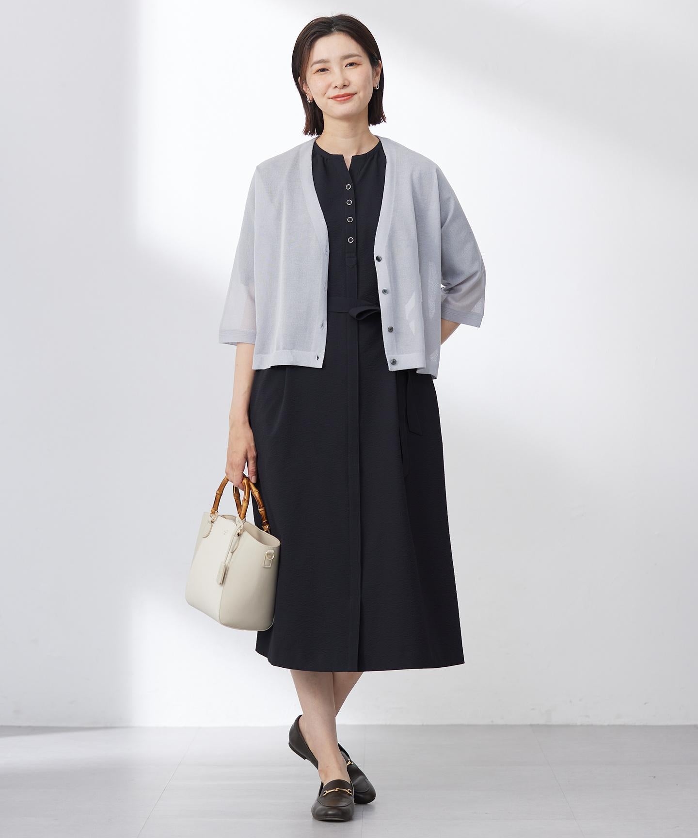 SHEER LIGHT KNIT Vネック カーディガン