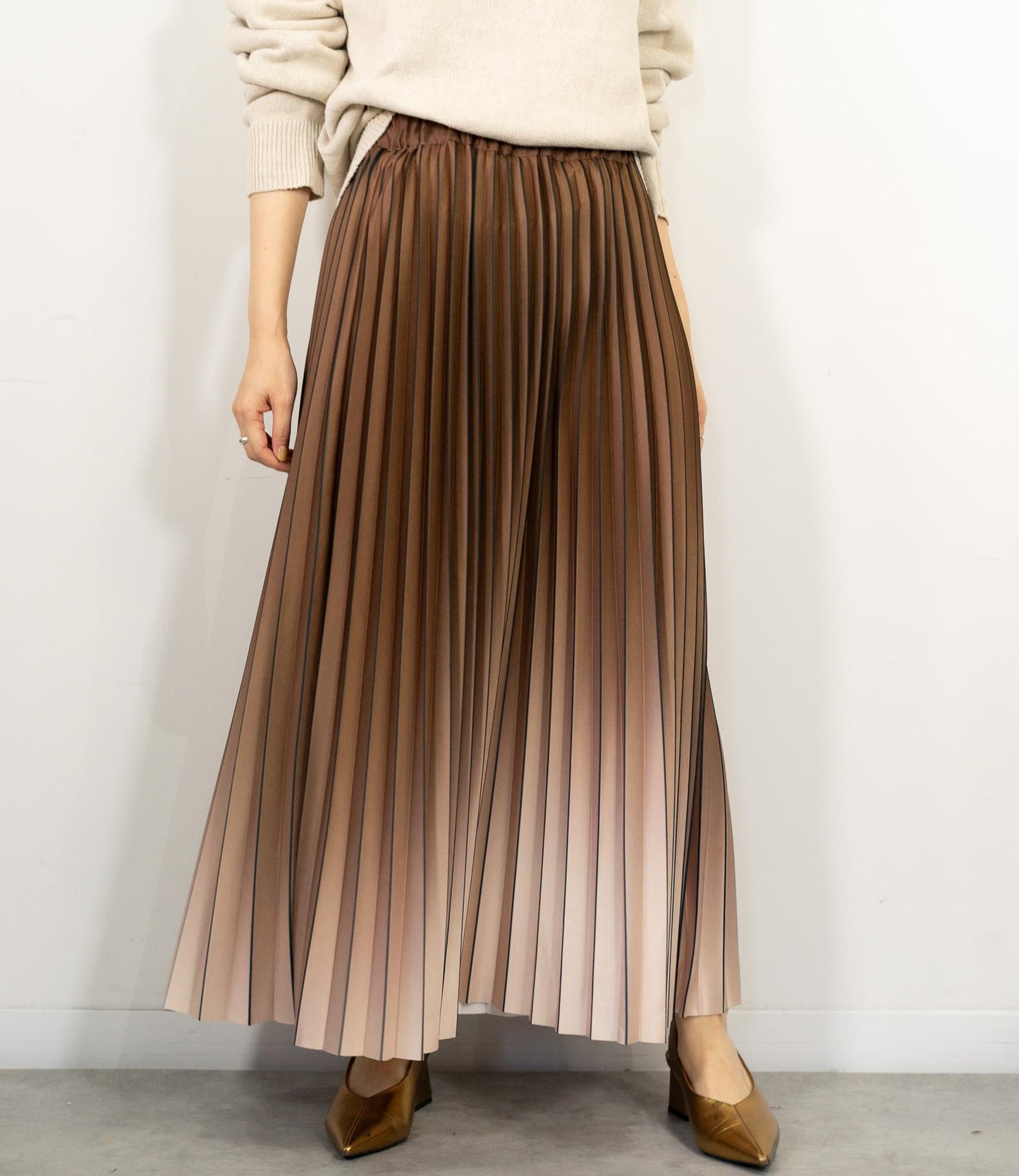 ライングラデーションプリーツスカート