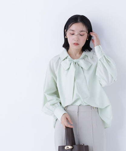 スキッパーリボンタイブラウス