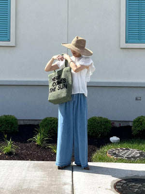 カットワーク刺繍ブラウス