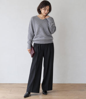 ウールカシミアホールガーメントVネックニット