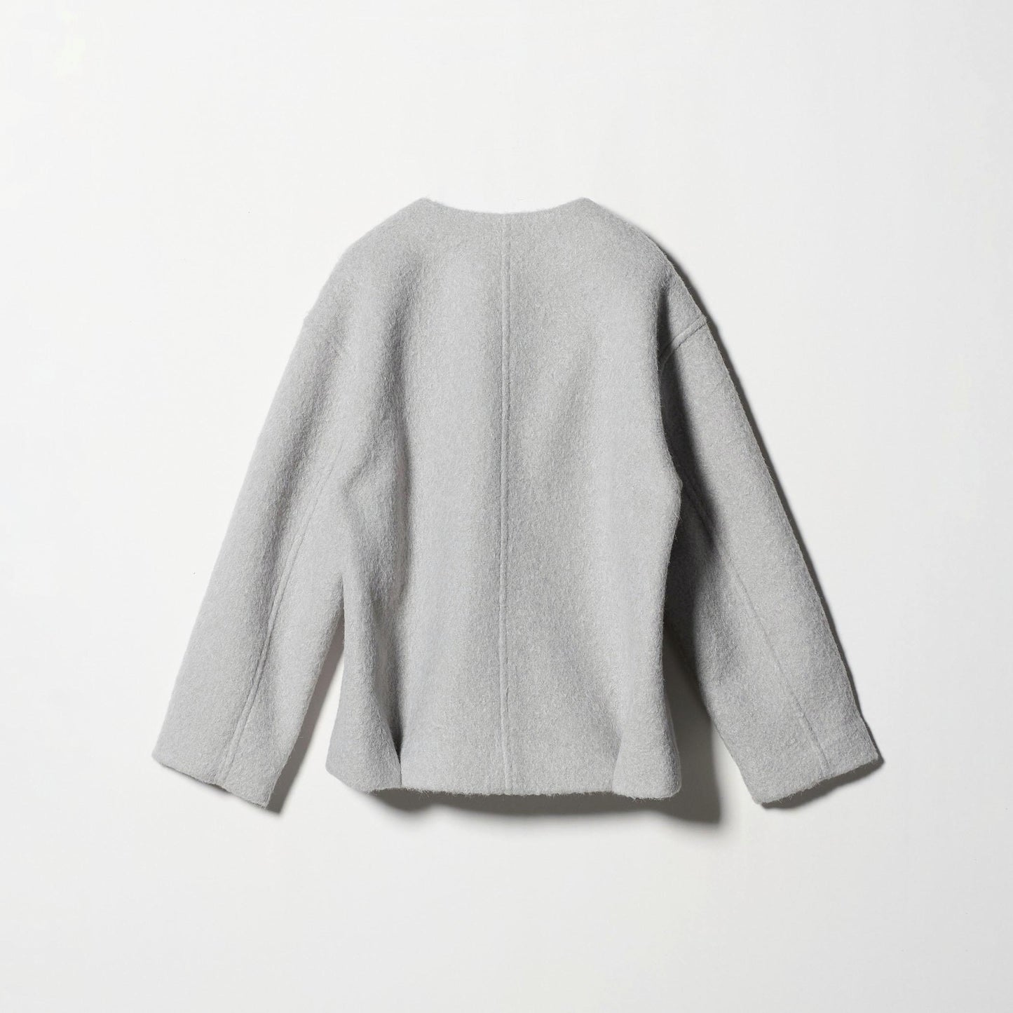 ブークレ ノーカラーブルゾン