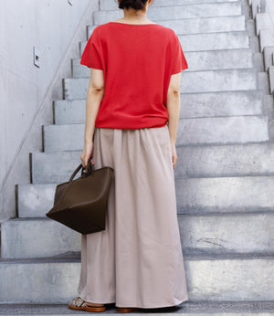 コクーンシルエットVネックニット