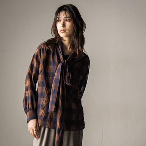 シアーオンブレチェックボウタイブラウス≪手洗い可能≫