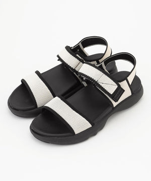 スポーツサンダル