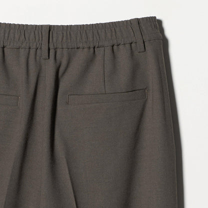 タックテーパードパンツ ウォッシャブル