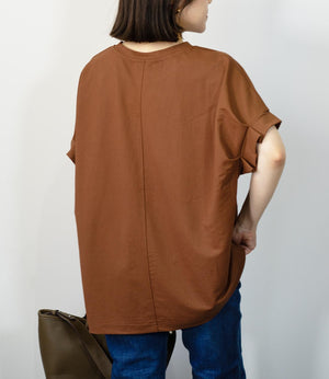 接触冷感袖タックカットソー