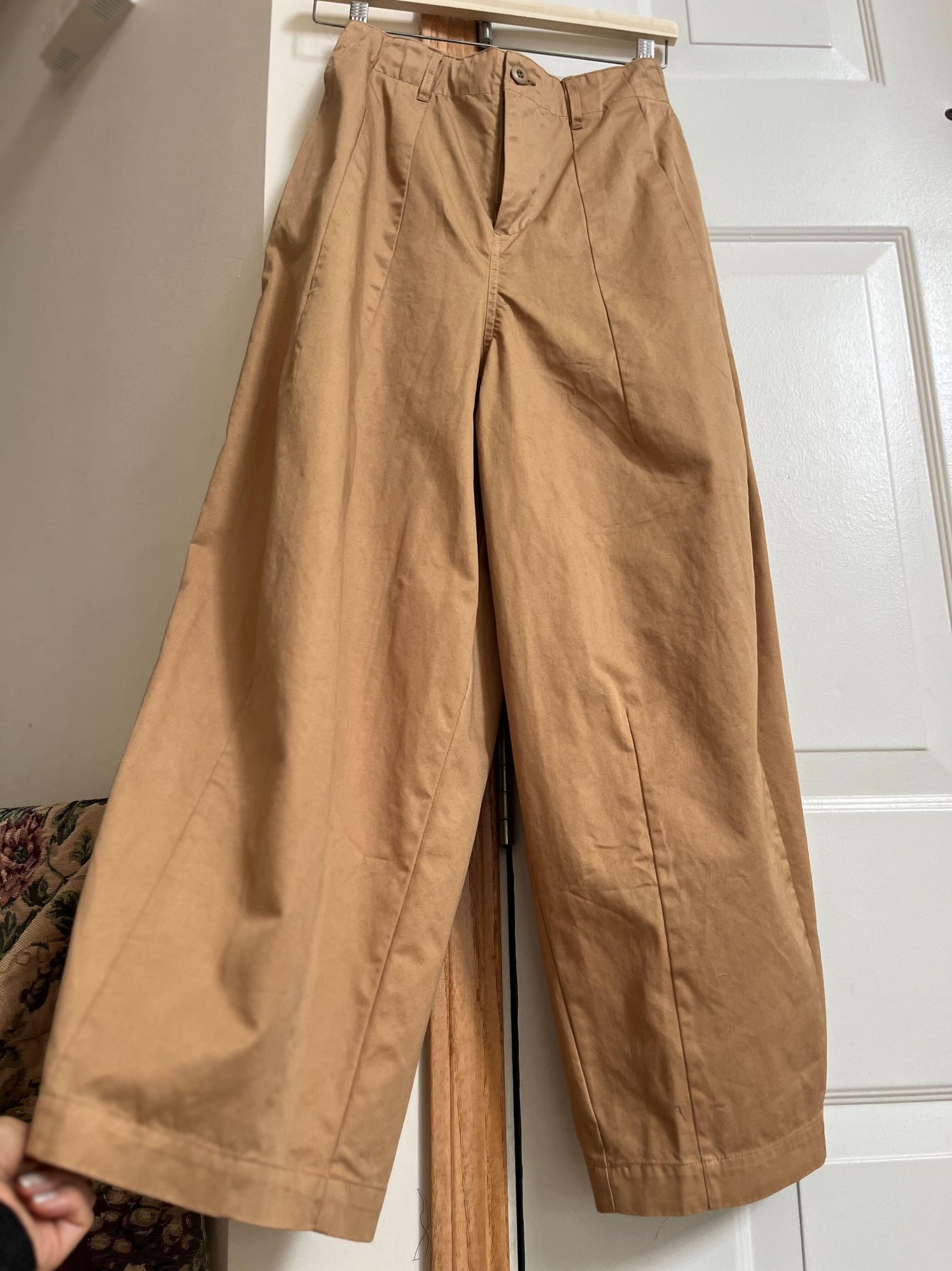 タックワイドチノパンツ