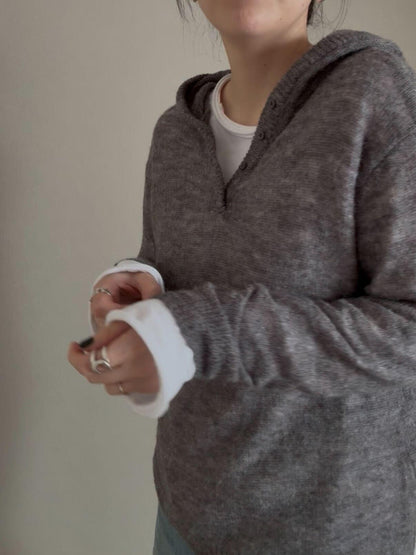 アンゴラルーズフィットフーディ