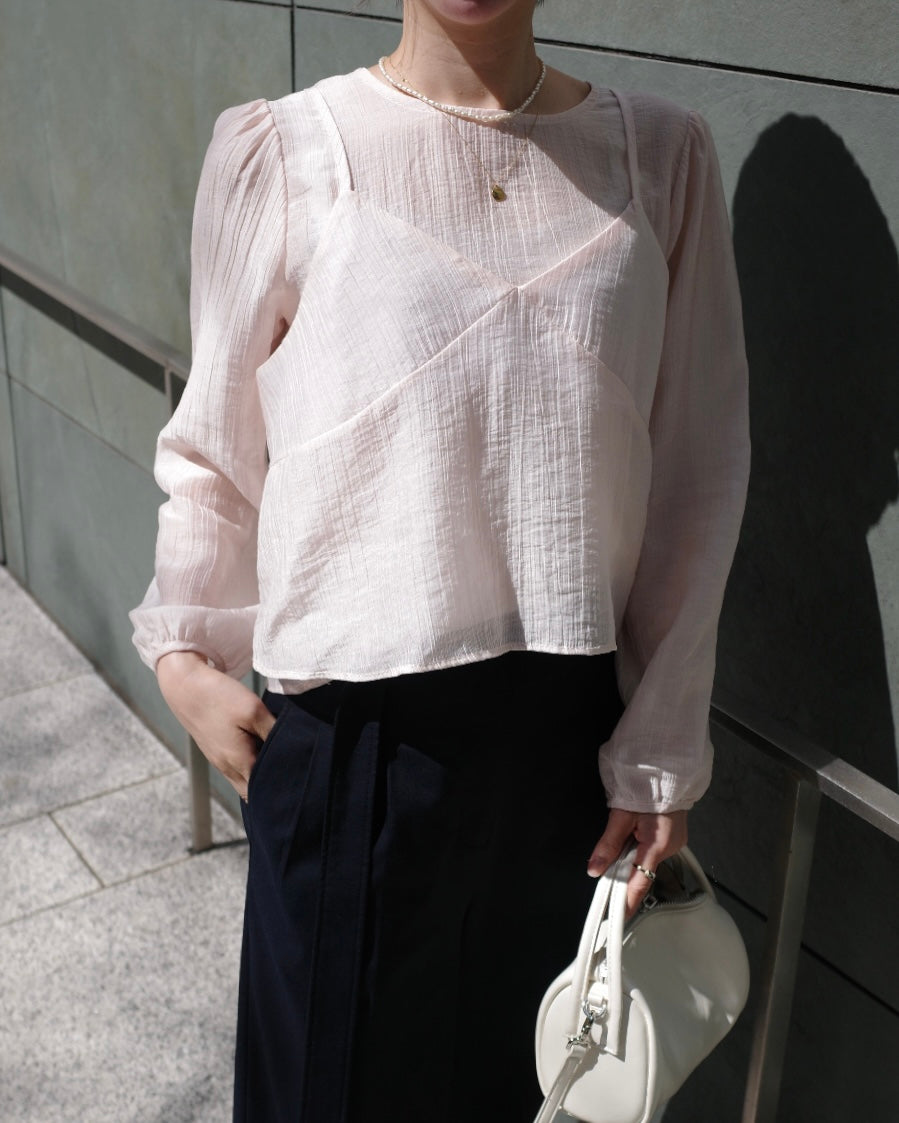 ビスチェシアーブラウス