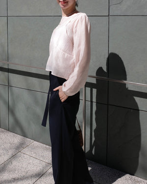 ビスチェシアーブラウス