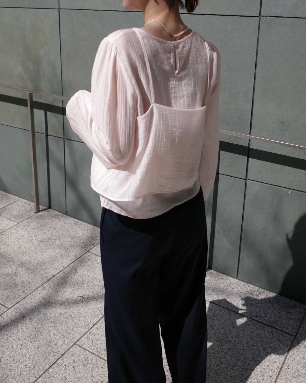 ビスチェシアーブラウス