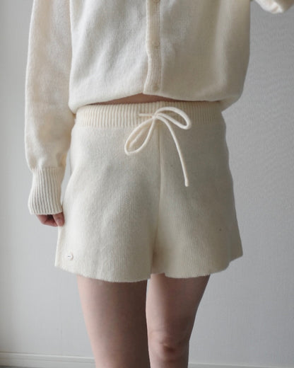 カーディガン＆パンツニットセットアップ