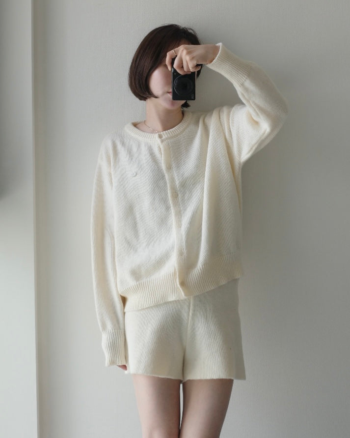 カーディガン＆パンツニットセットアップ