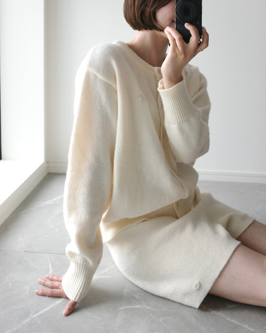 カーディガン＆パンツニットセットアップ