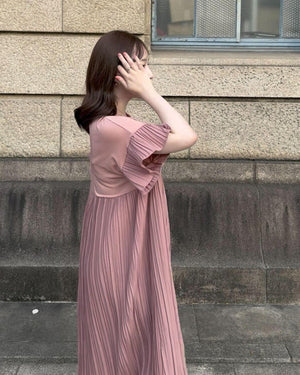 フリルシャーリング切り替えワンピース