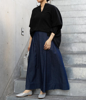 サーキュラーフレアスキッパーブラウス