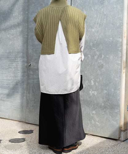 ワイドリブハイネックショートベスト