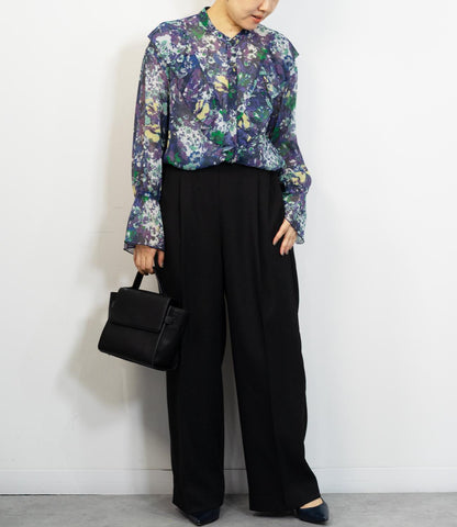 センタープレスストレートパンツ