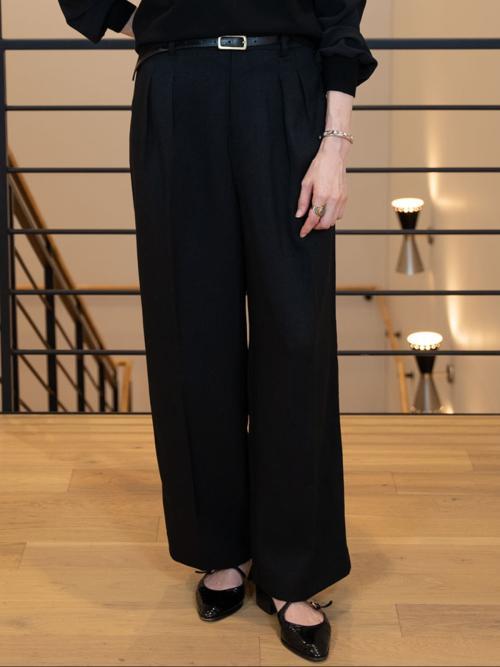 ワイドストレートパンツ