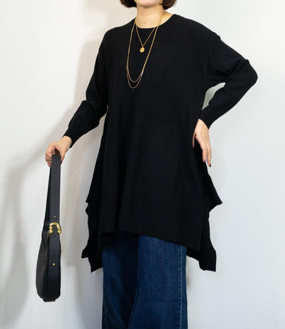 センターラインドレープチュニックニット