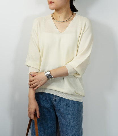 ホールガーメンVネックトニット