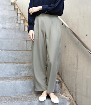 ツータックカーブパンツ