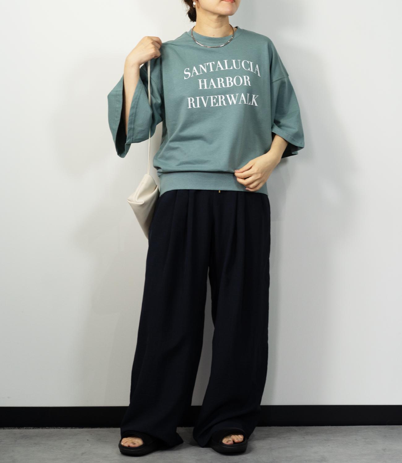 フレア袖レタリングTシャツ