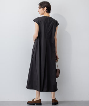 ストレッチブロード Vネックワンピース