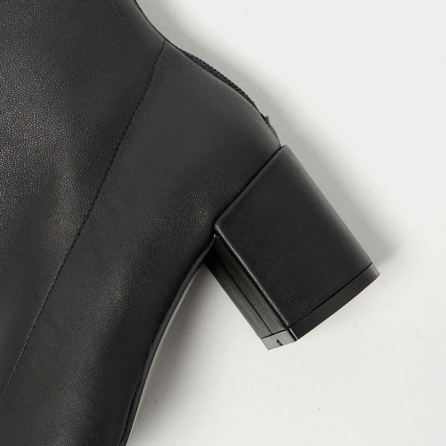 ストレッチレザー ショートブーツ60↓↑