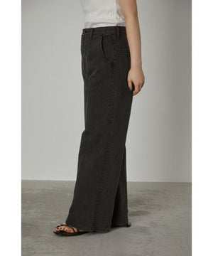 Low-waist-straight-denim