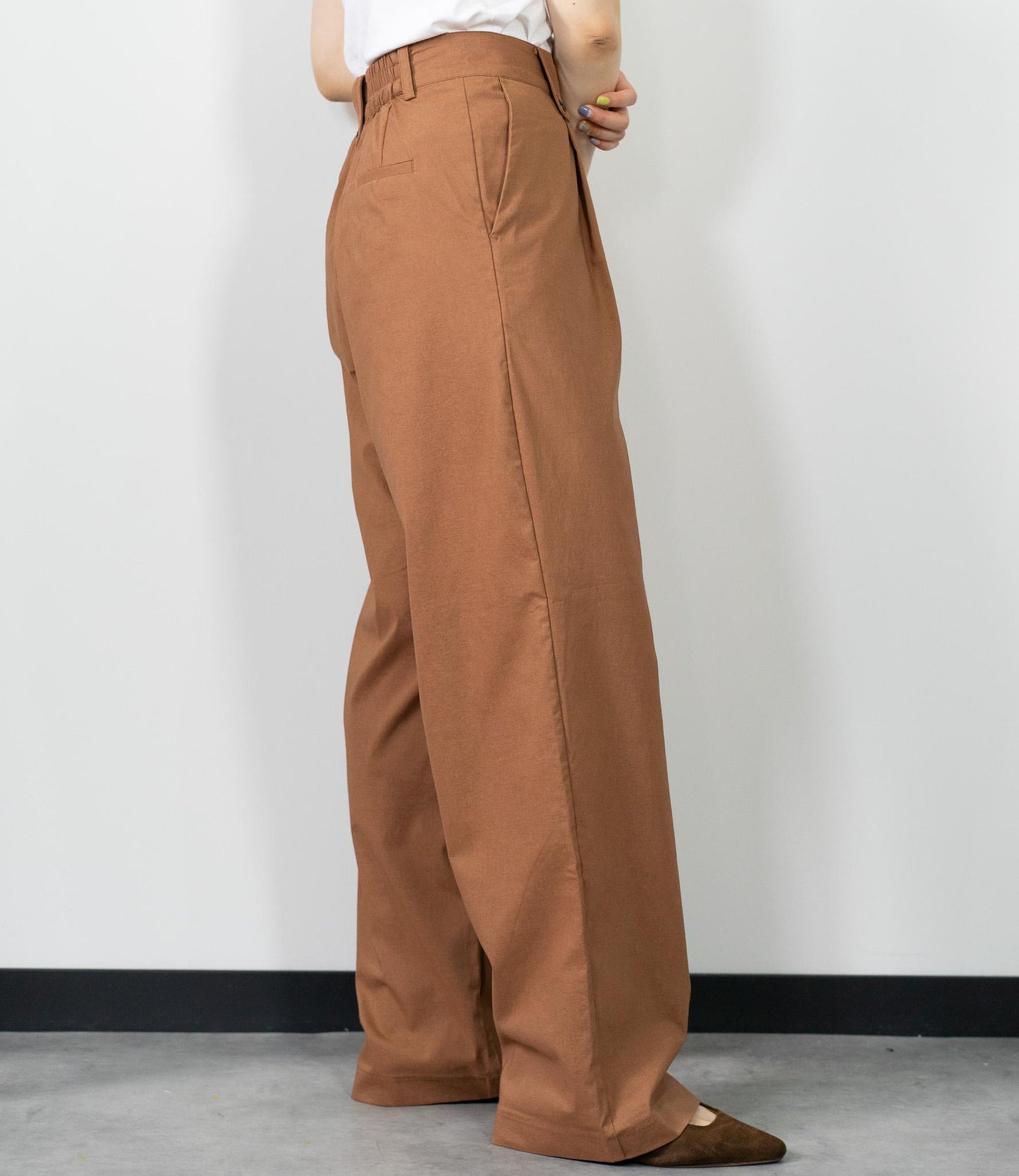 ストレッチリネンストレートパンツ