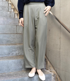 ツータックカーブパンツ