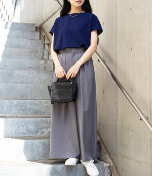 コクーンシルエットボートネックカットソー