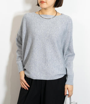 ボートネックラウンドニット