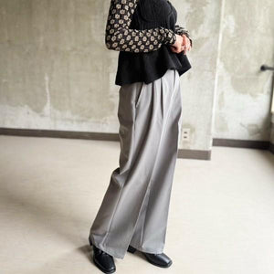 美シルエットストレートパンツ