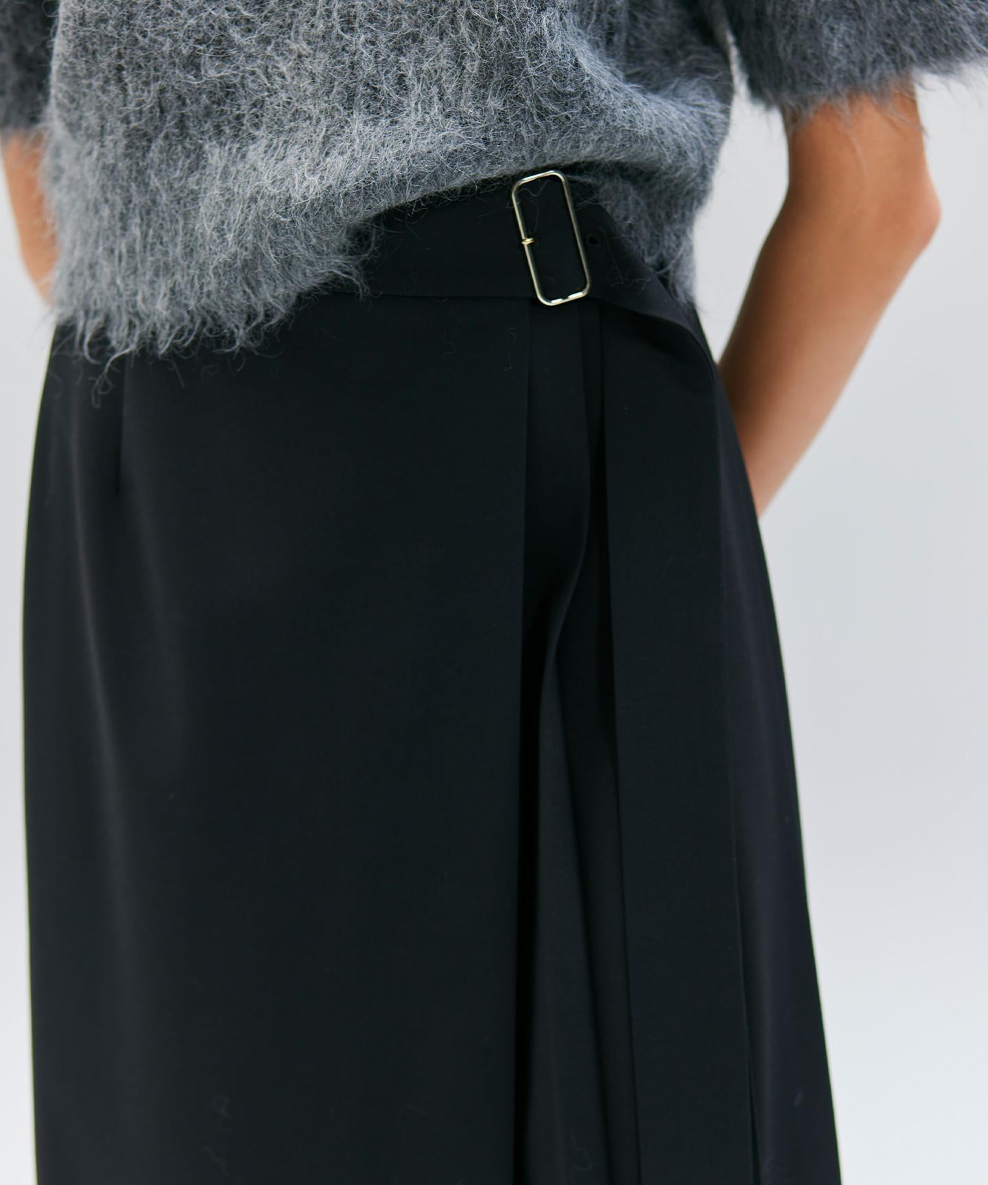 ZEPHYR / ウールライクアシンメトリープリーツスカート