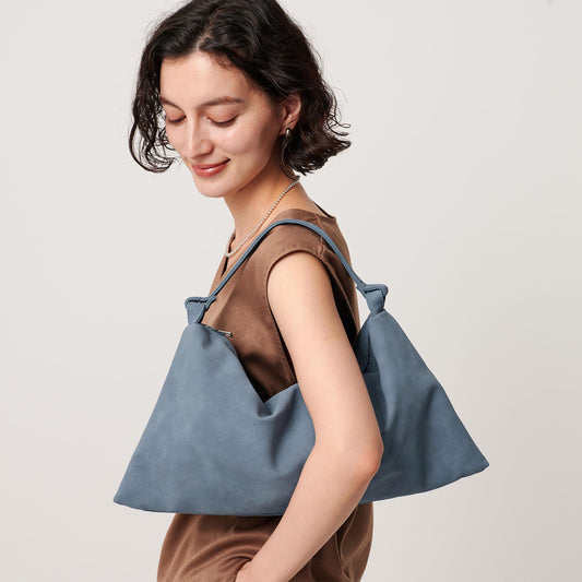 スエードライク スクエア ショルダーバッグ