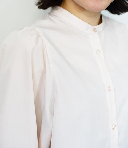 ギャザースリーブブラウス