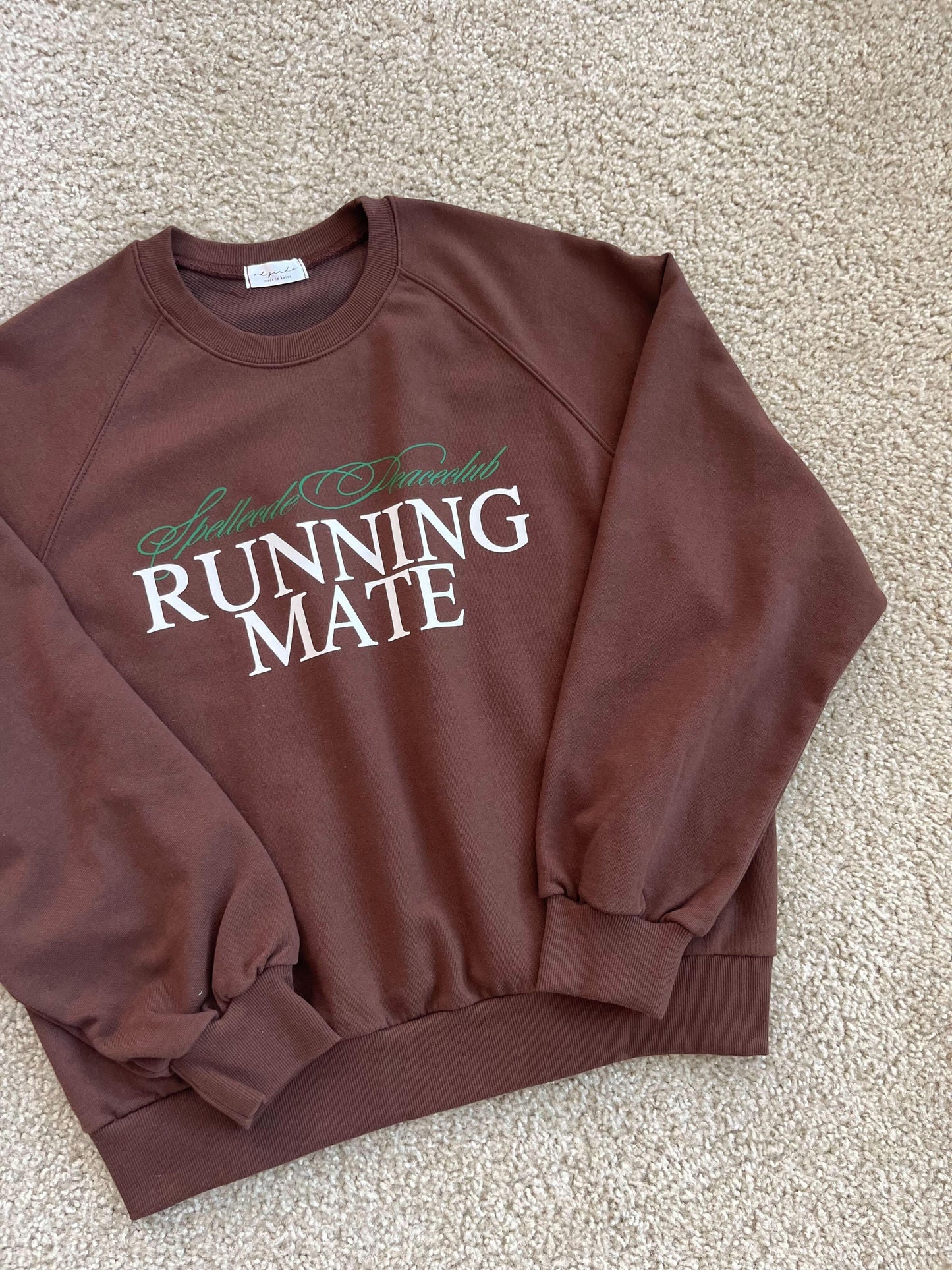 ブラウンロゴスウェット