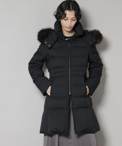 「西川ダウン(R)」サージロングダウン