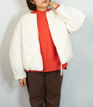 ハイネックスクエアニット