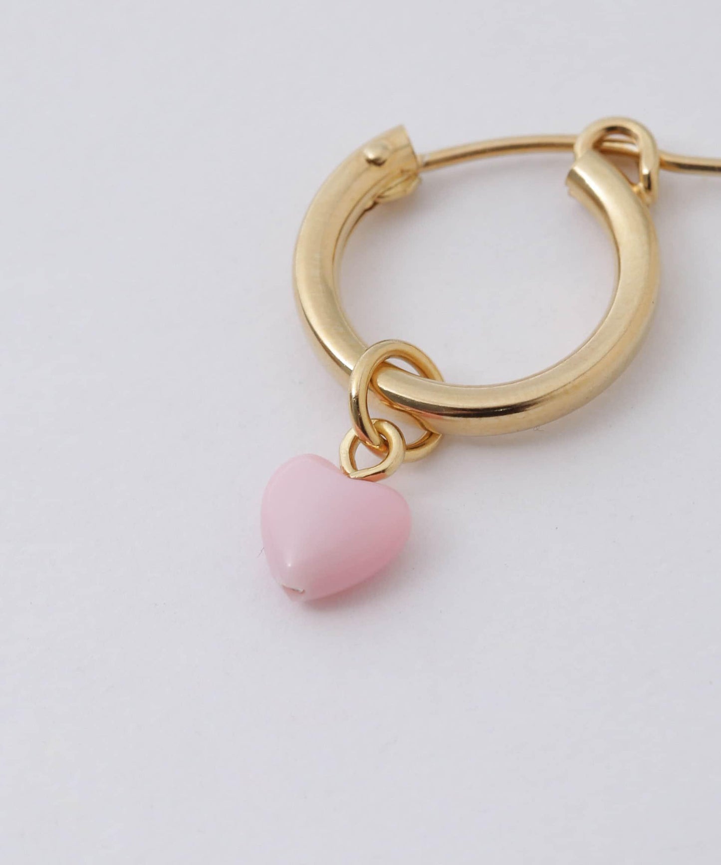 ハートストーンピアス