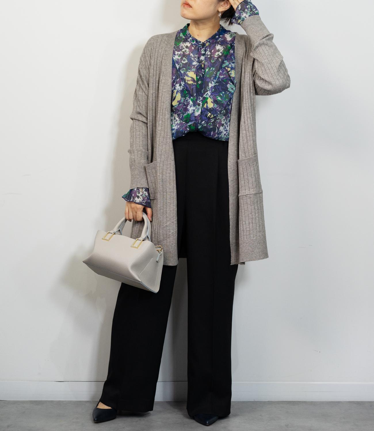 センタープレスストレートパンツ