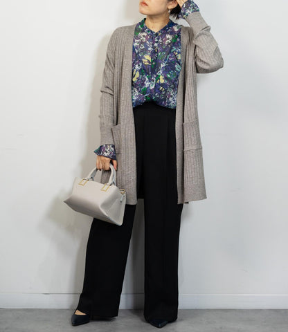 センタープレスストレートパンツ