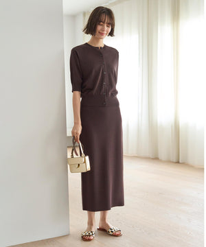 スゴ機能美ニット Iラインスカート