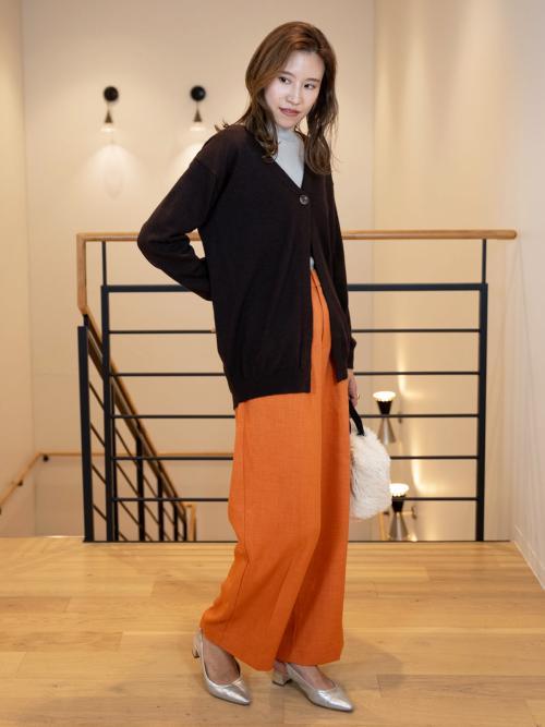 ワイドストレートパンツ